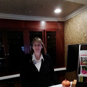 Meet your Posher, Liz